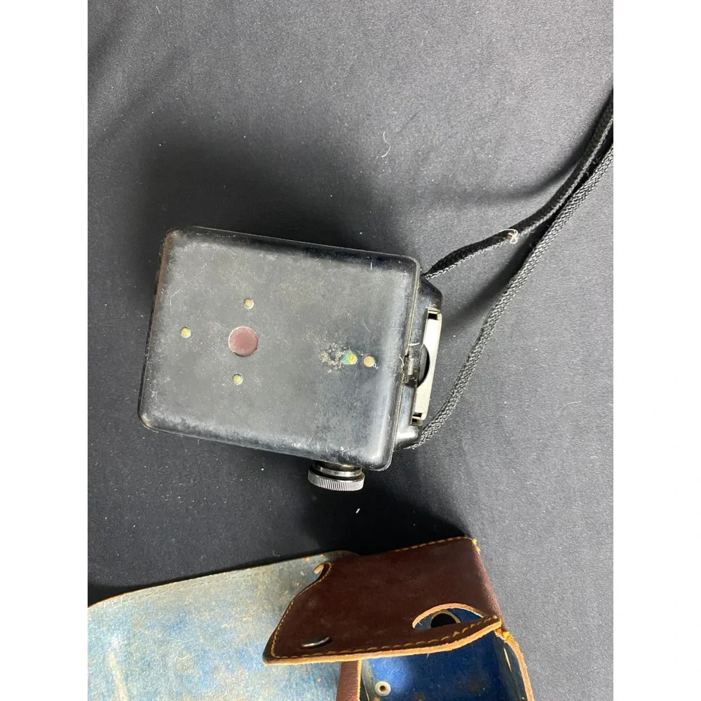 Vintage Argus Seventy Five 35mm Film‎ Camera with Brown Leather Case